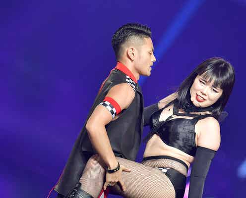 ブルゾンちえみ、超絶セクシー衣装でステージ降臨 Royal Flush初ライブパフォーマンス<TGC広島2017>