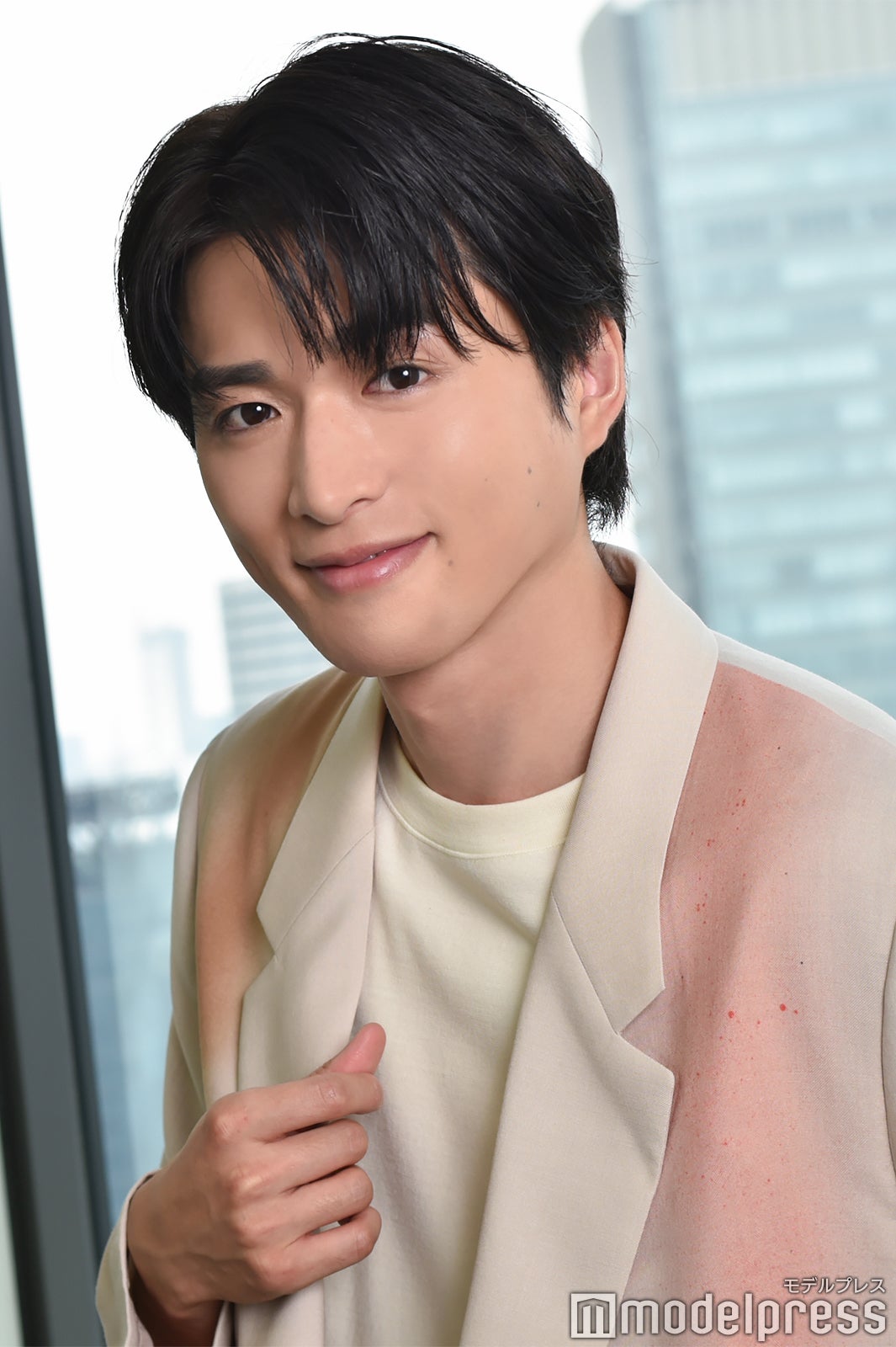白洲迅（C）モデルプレス