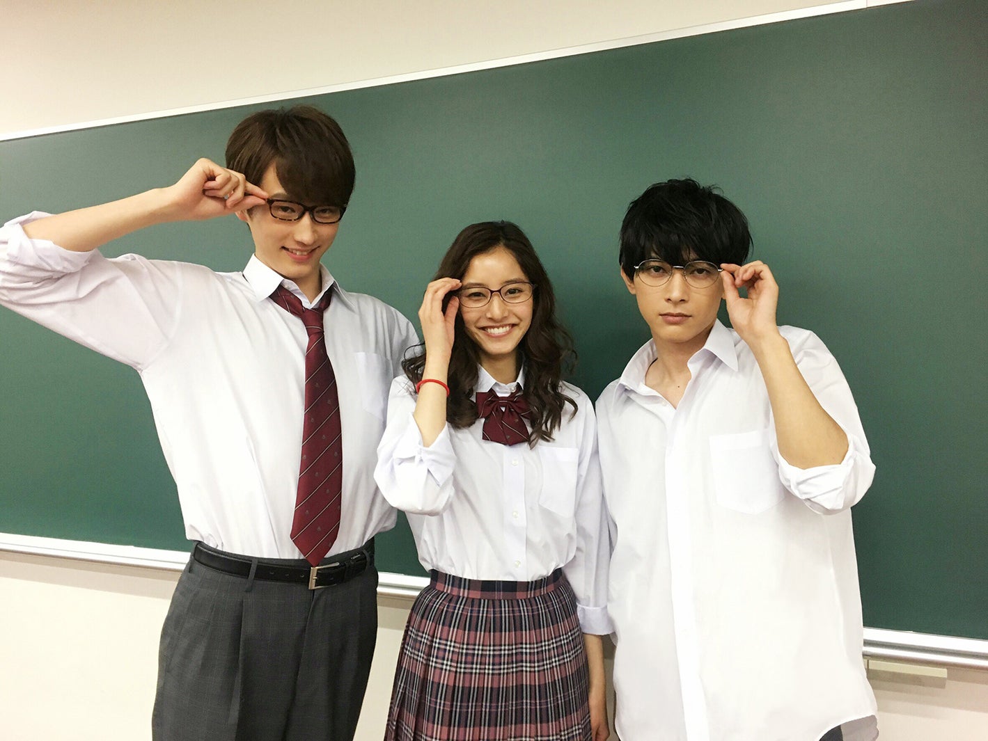 （左から）杉野遥亮、新木優子、吉沢亮（C）2018 白石ユキ・小学館／「あのコの、トリコ。」製作委員会