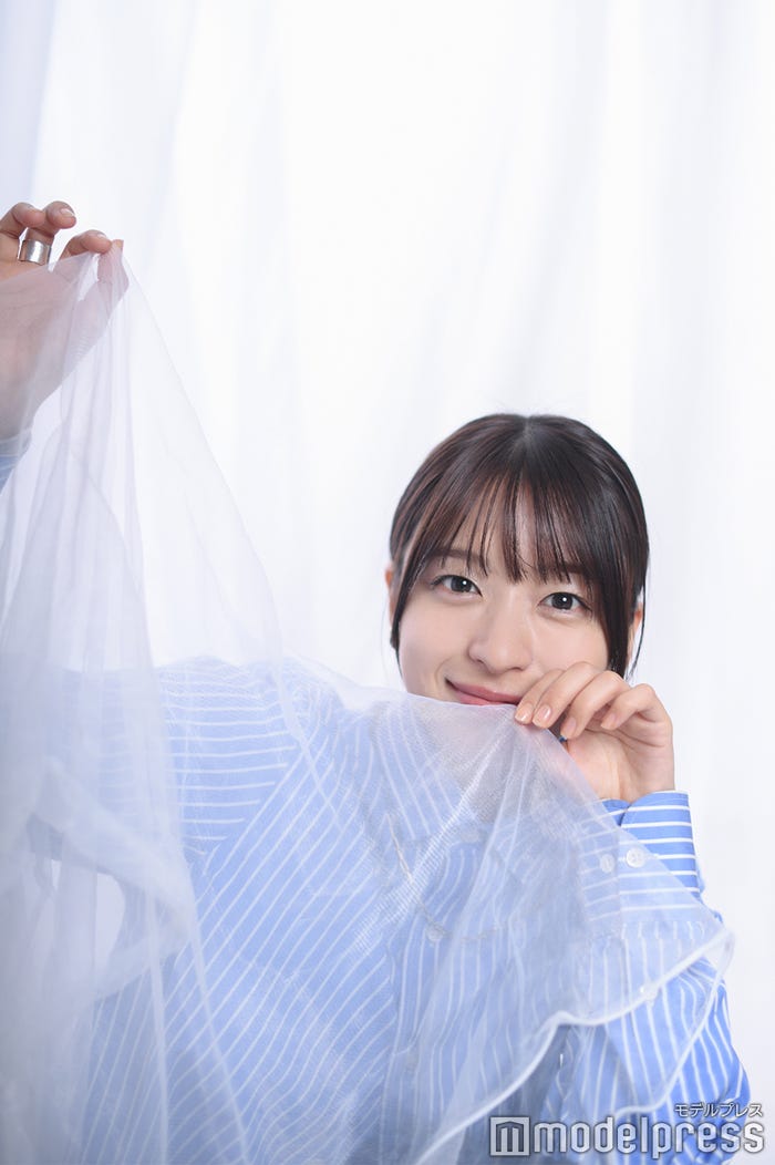 鳴海唯(C)モデルプレス