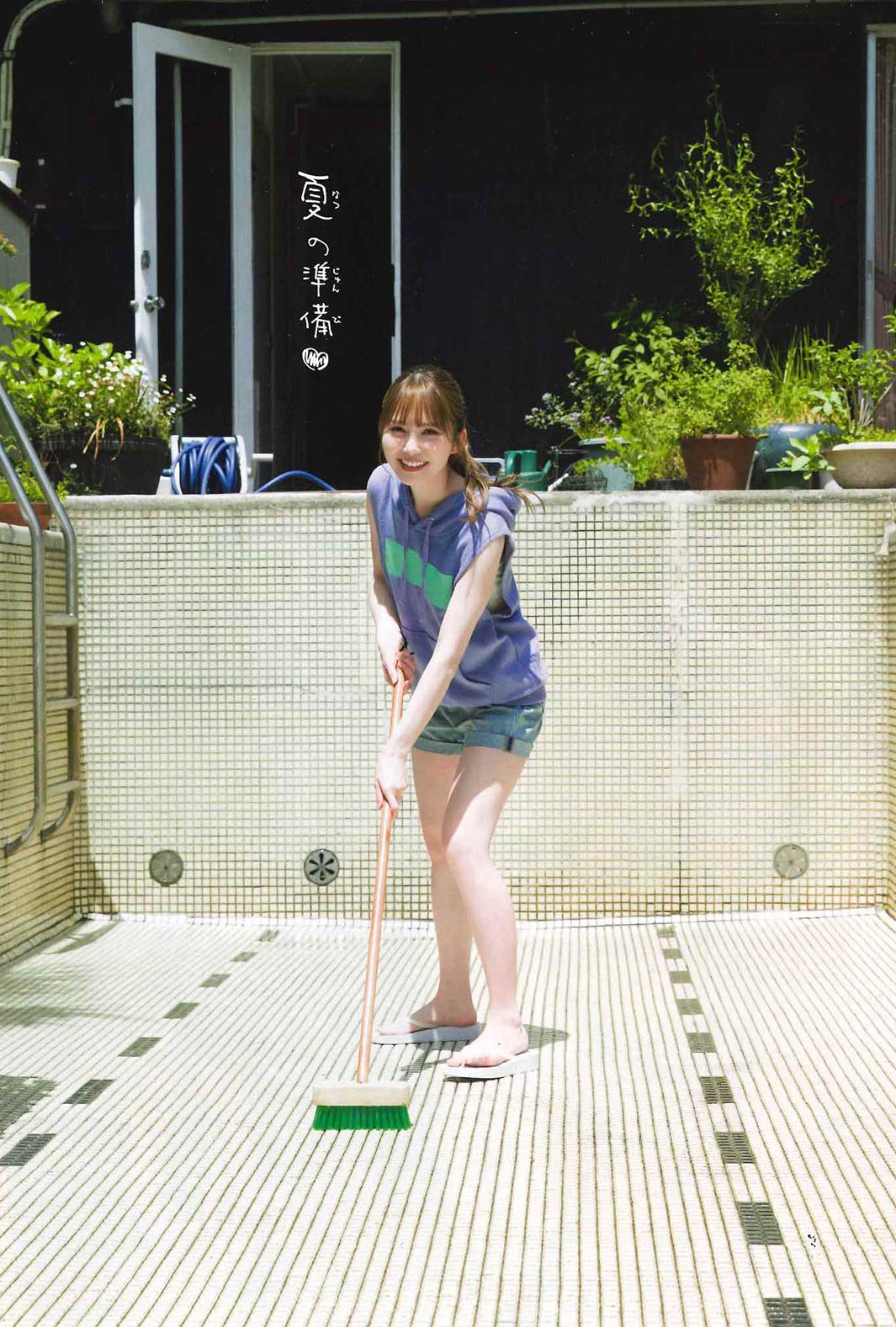 加藤史帆、スラリ美脚披露 2号連続日向坂46祭開催