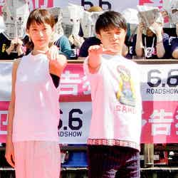 『予告やん！』イベントに出席した（左から）戸田恵梨香、濱田岳【モデルプレス】