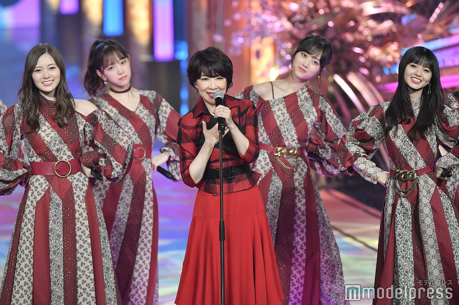 伊藤蘭＆乃木坂46 （C）モデルプレス