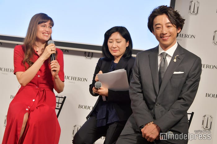 レティシア・カスタ、高橋一生(C)モデルプレス