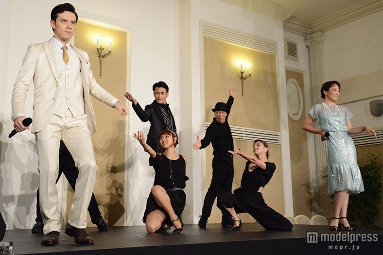 （左から）ウエンツ瑛士、濱田めぐみ