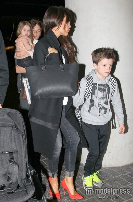 ハーパー・ベッカムちゃん、ロングヘアはヴィクトリア似?