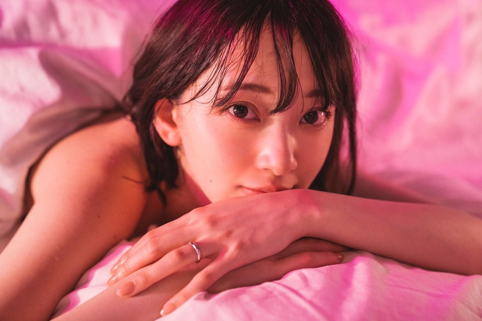 堀未央奈のラブシーン＆悪女演技が話題「サレタガワのブルー」初回見逃し配信がMBS歴代1位に