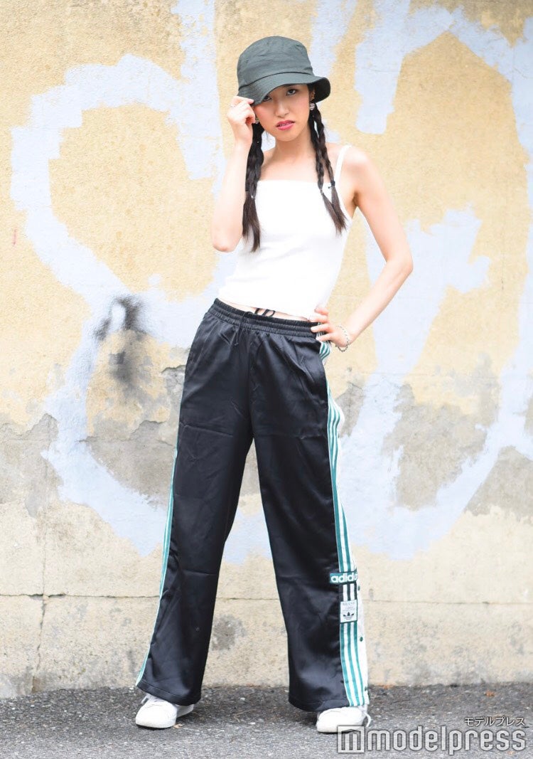 青山ゆり（Aoyama Yuri）