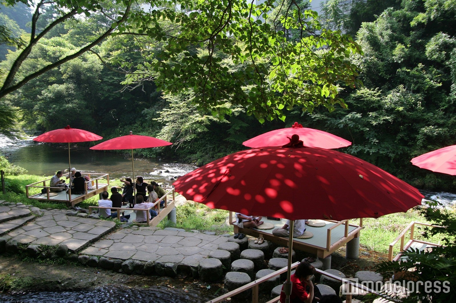 鶴仙渓 川床／画像提供：山中温泉観光協会・旅館協同組合