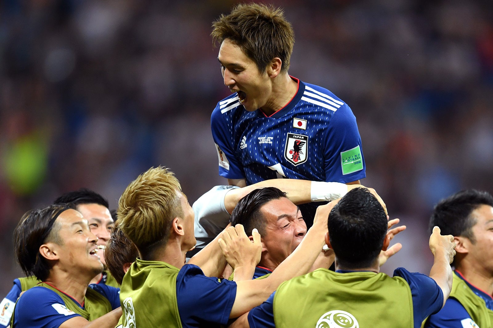 速報 サッカーw杯日本代表 涙の敗退 強豪 ベルギー相手に原口元気 乾貴士がゴール モデルプレス
