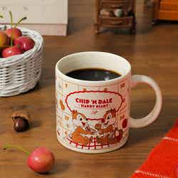 ホットコーヒー 税込790円(C)Disney