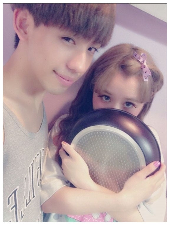 付き合いたてのぺことりゅうちぇる／ぺこオフィシャルブログより（Ameba）