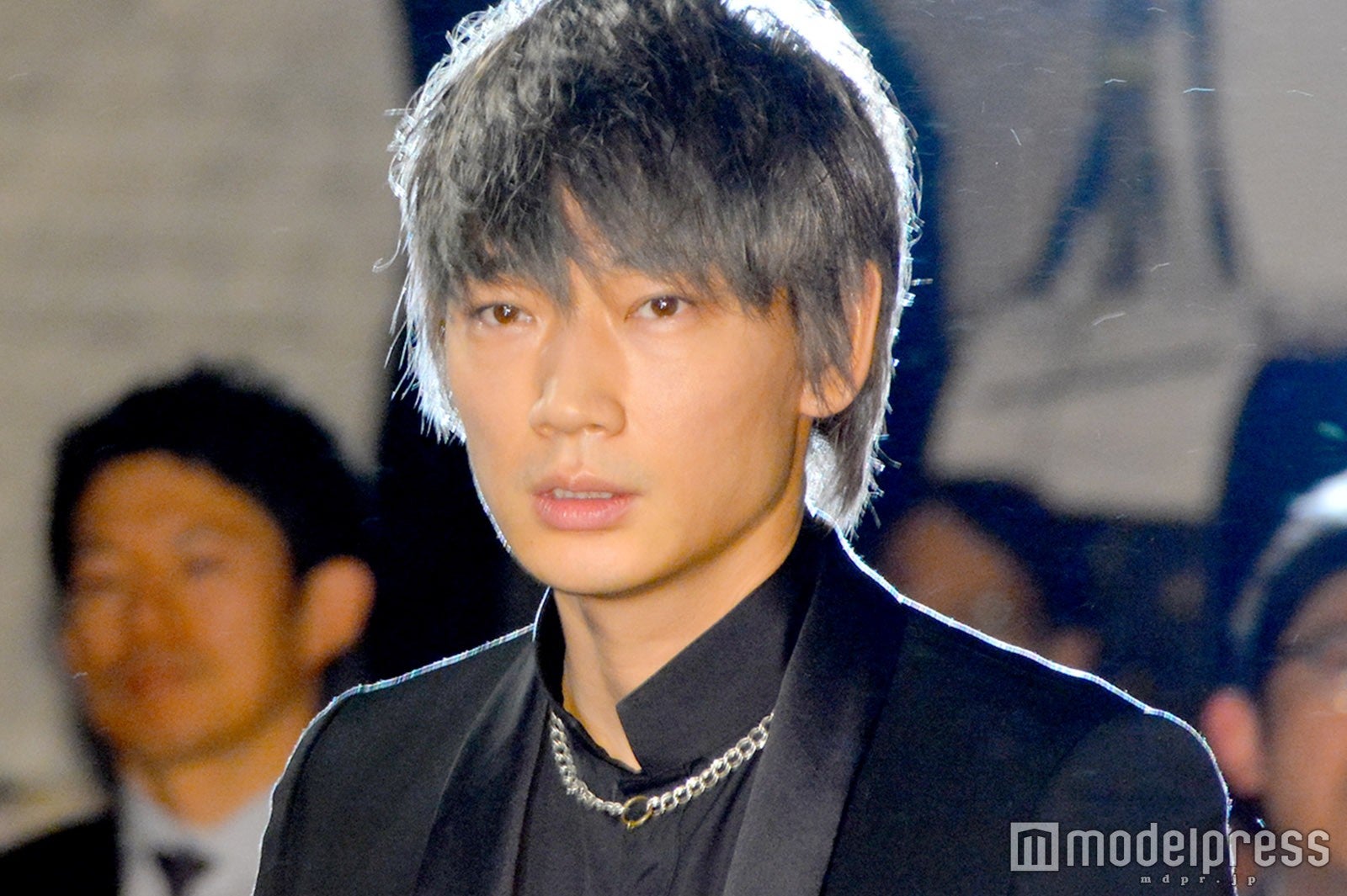 綾野剛 嵐のメンバー ファンも納得の 止まらない嵐愛 炸裂が話題 モデルプレス 綾野剛 嵐のメンバー ファンも納得の 止まらない嵐愛 炸裂が話題 モデルプレス