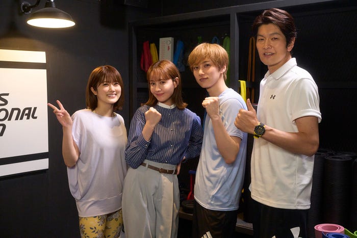 (左から)沢村有沙、トリンドル玲奈、尾崎匠海、丸山智己(C)テレビ朝日