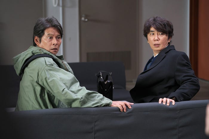 織田裕二、ユースケ・サンタマリア『踊る大捜査線 N.E.W. メトロポリスを駆け抜けろ!』(C)2026 フジテレビジョン BS フジ ビー・エー・シー