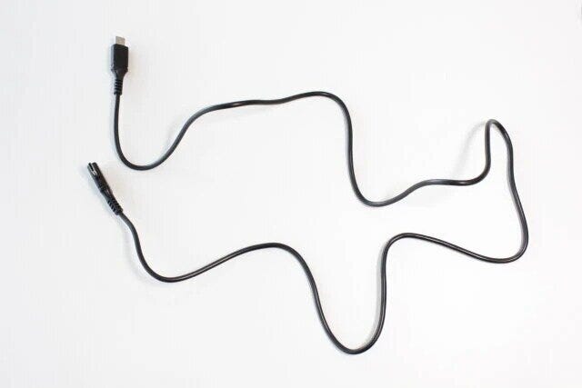 ダイソーの正解家電5選 ダイソー 転送ケーブル 充電