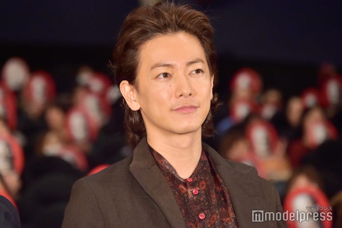 佐藤健(オールバック) (C)モデルプレス