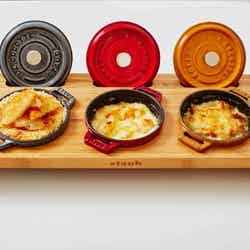 旅行前に食べておきたい!羽田空港国際線ターミナルの厳選グルメ5選/3種のココットグラタン/画像提供:キャーンズ