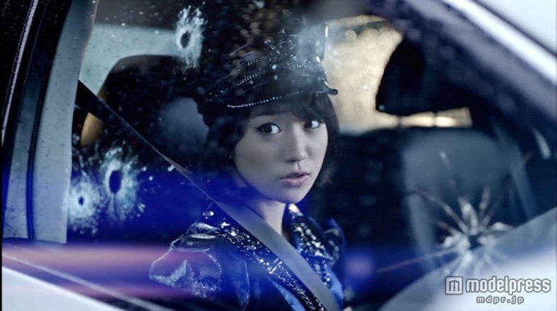 大島優子／「ギンガムチェック」のミュージックビデオより