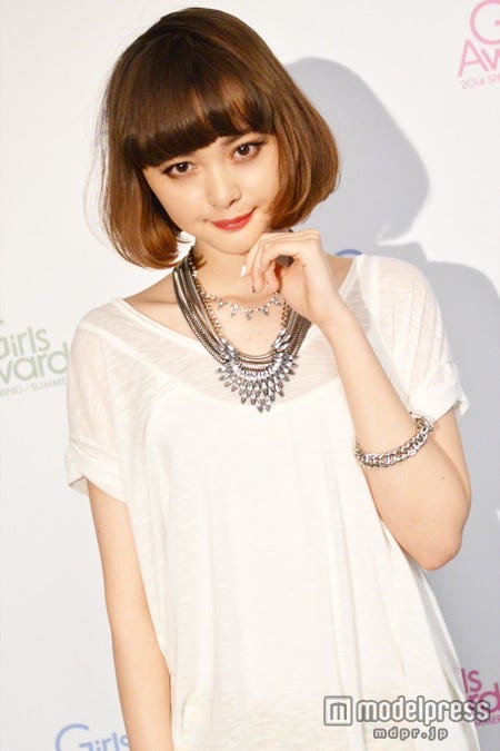 玉城ティナ