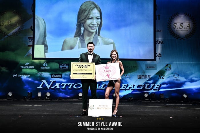 金子賢、ビキニモデルショートクラス優勝・岩谷美保子さん (提供写真)