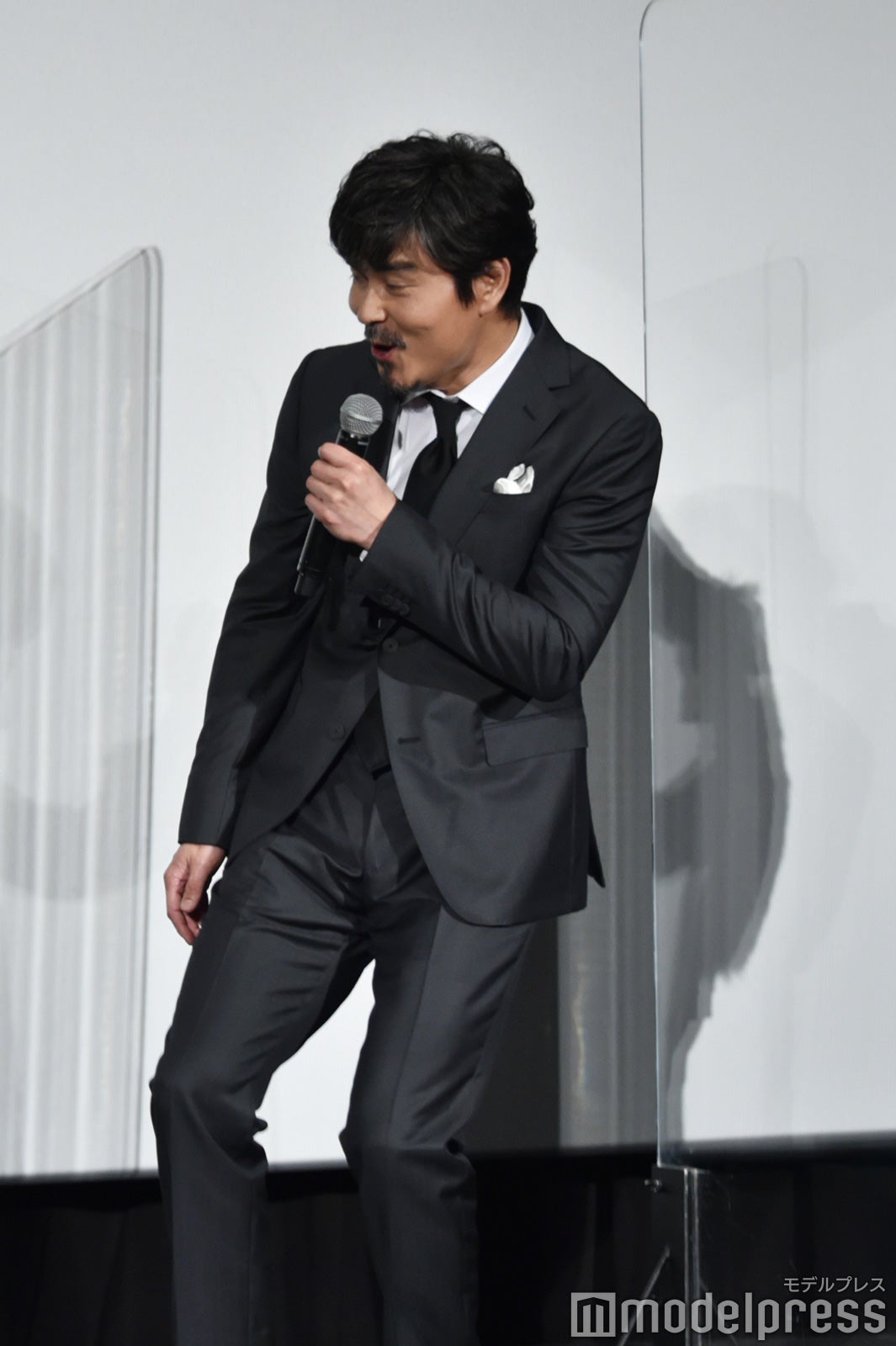 小澤征悦「フゥ～！！！」（C）モデルプレス