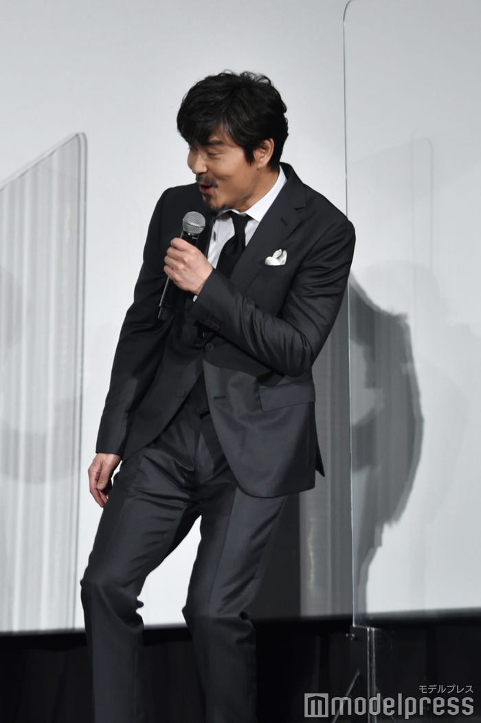 小澤征悦「フゥ~!!!」(C)モデルプレス