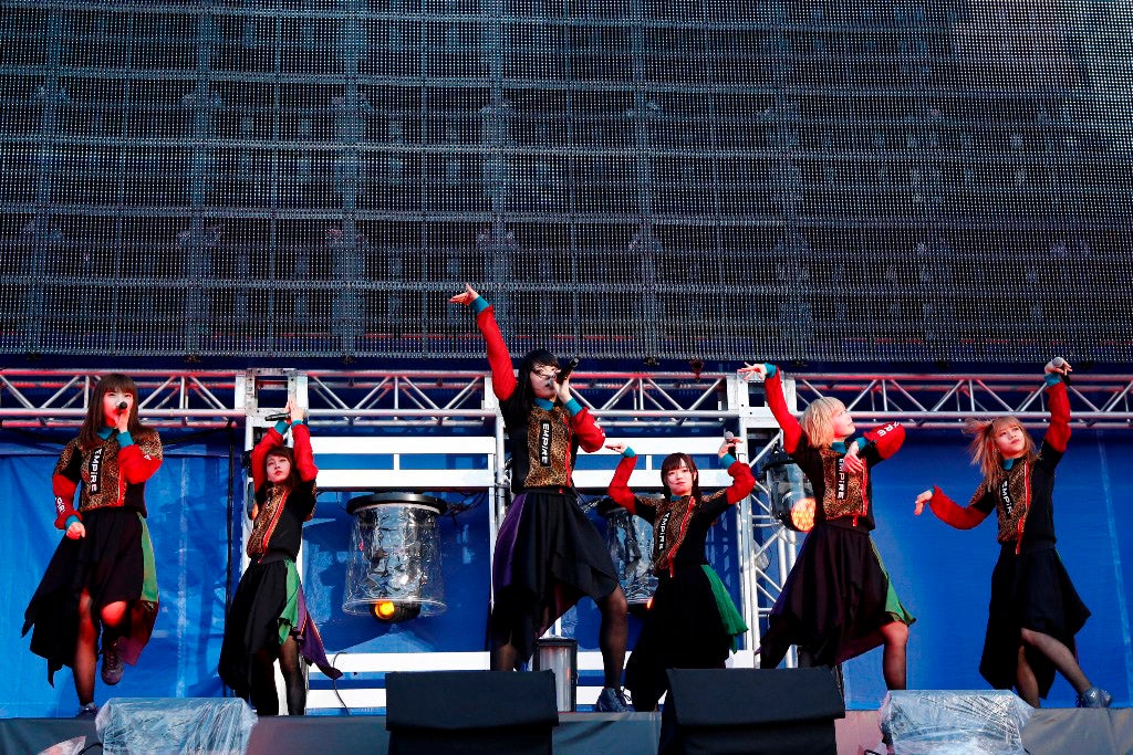 25日に出演したEMPiRE （写真提供：avex） 