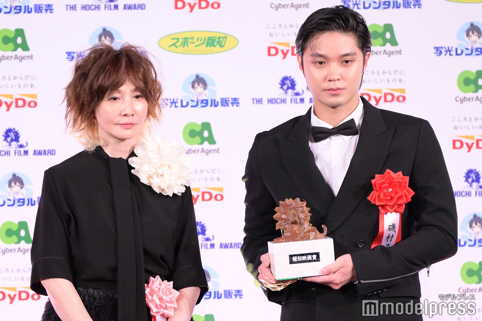 YOU、磯村勇斗（C）モデルプレス