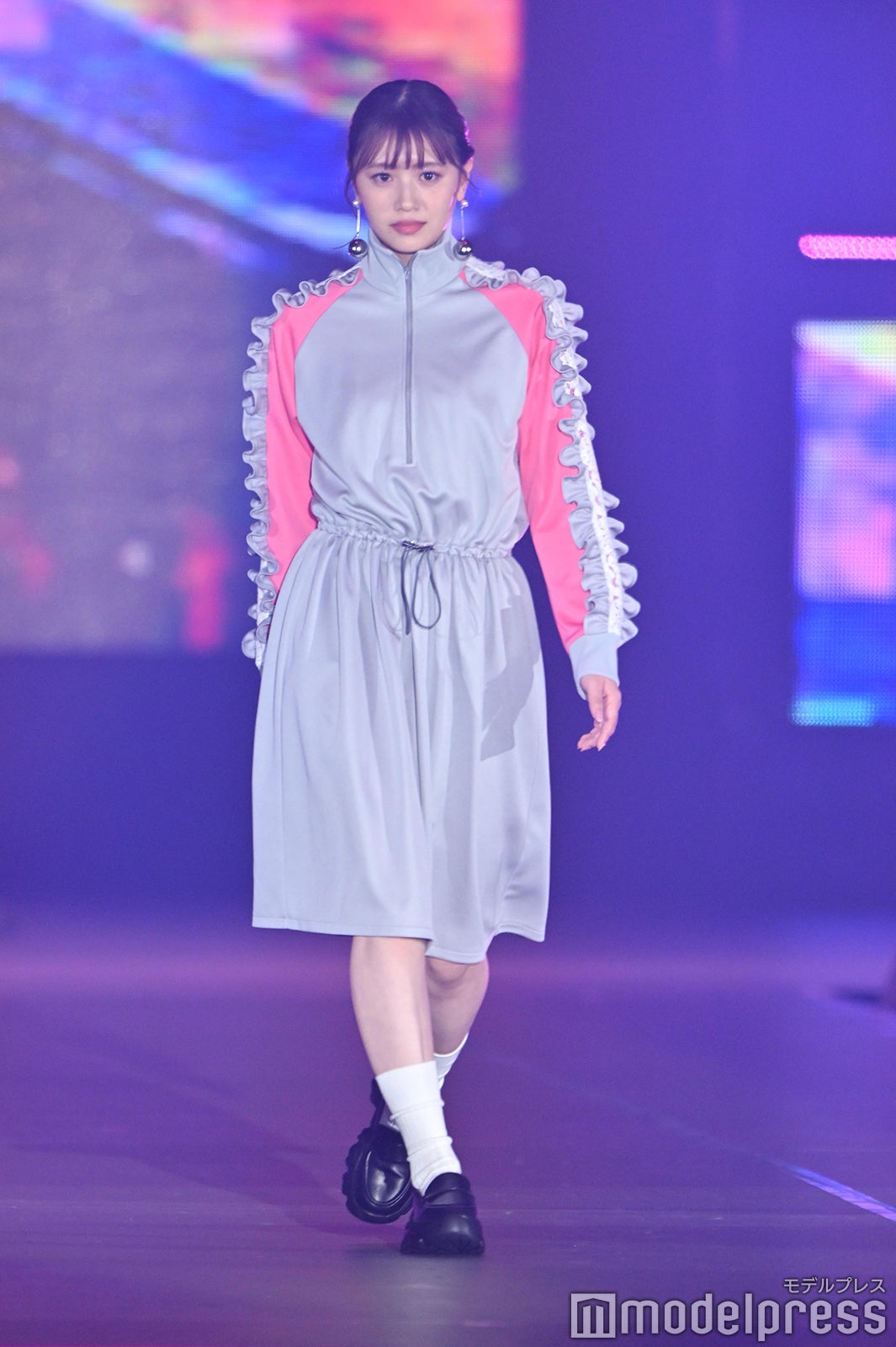 （C）モデルプレス