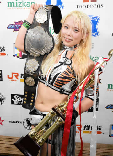 水森由菜がハイスピード新王者！V10防衛失敗の星来芽依は号泣【スターダム】