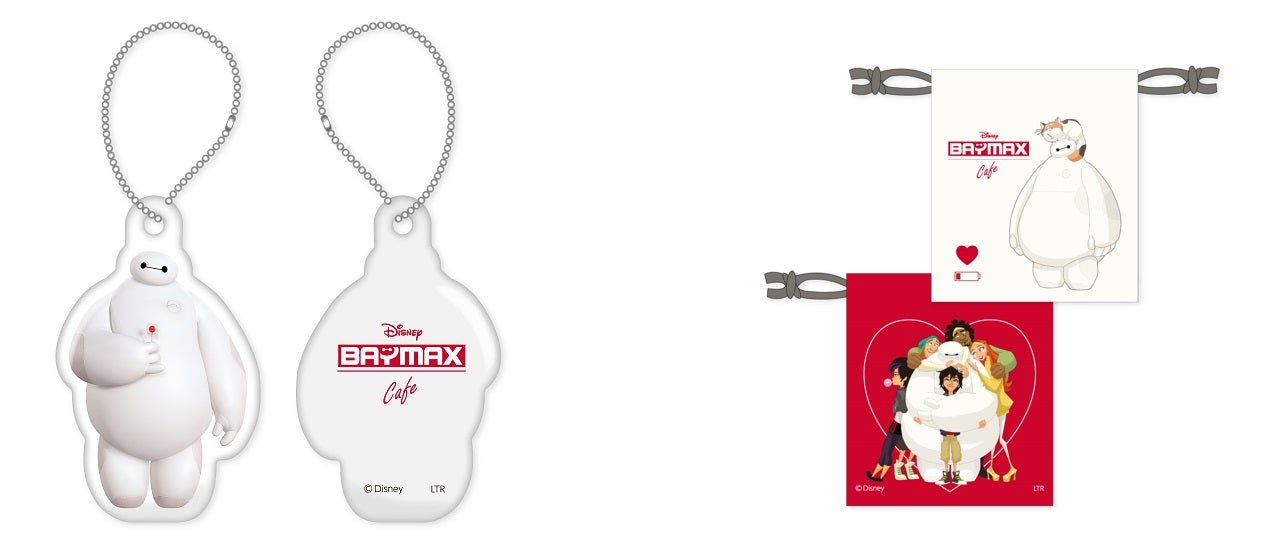 マシュマロキーホルダー税込1,100円、巾着　税込1,430円（C）Disney