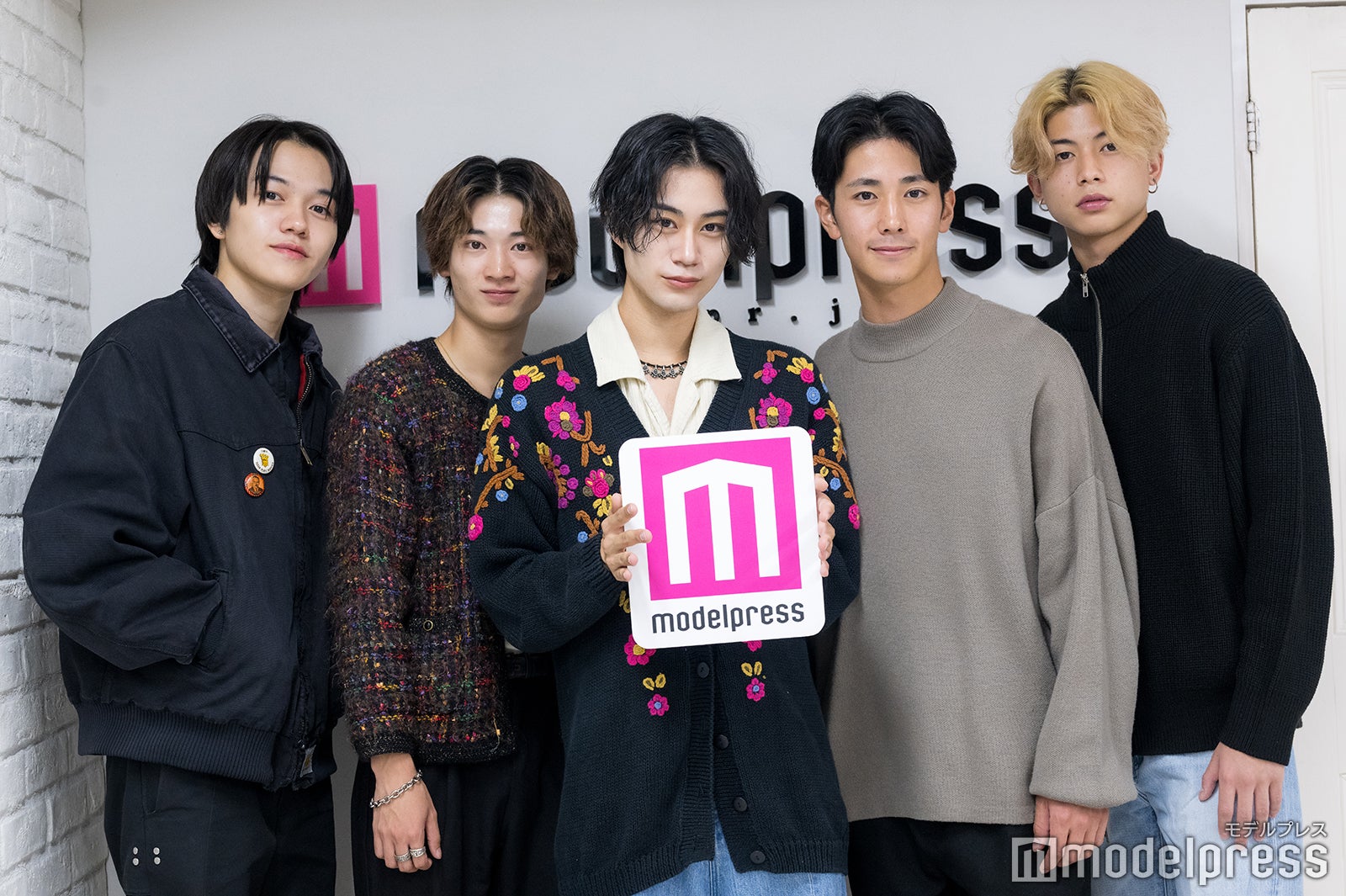 （左から）菅原懐生さん、岡部夏央さん、浅間力輝さん、和田孝太郎さん、黄兆銘さん／「ミスター立教コンテスト2023」ファイナリスト（C）モデルプレス