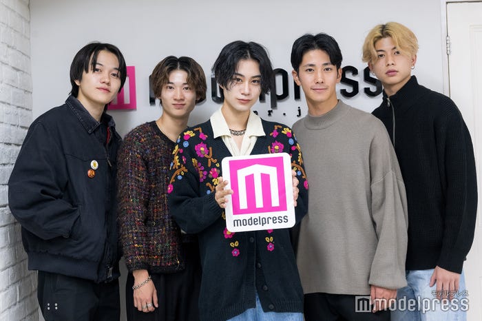 (左から)菅原懐生さん、岡部夏央さん、浅間力輝さん、和田孝太郎さん、黄兆銘さん/「ミスター立教コンテスト2023」ファイナリスト(C)モデルプレス