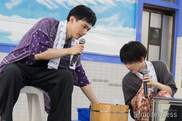 吉沢亮、板垣李光人(C)モデルプレス