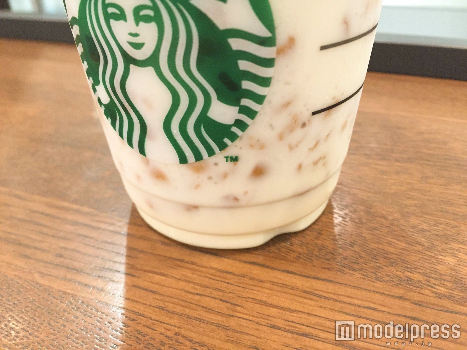 ザクザク食感のグラハムビスケット（C）モデルプレス