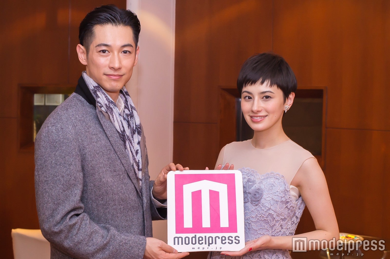 ディーン・フジオカとホラン千秋（C）モデルプレス