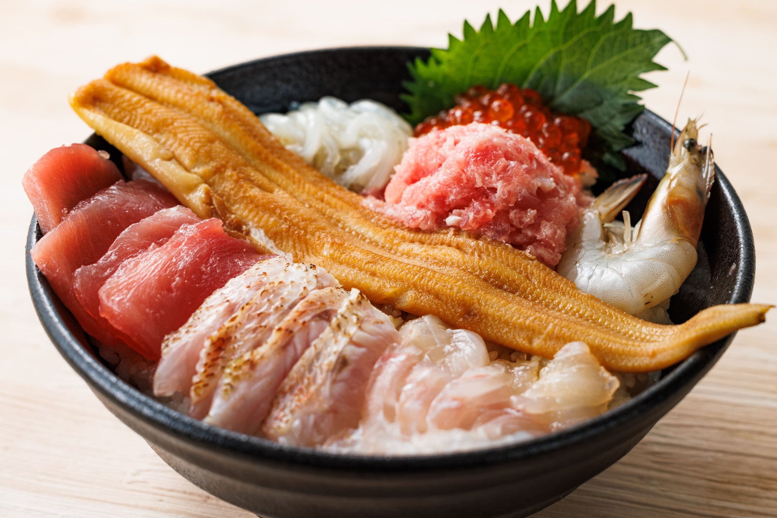 日本最大級の魚介グルメフェス「魚ジャパンフェス」“3年ぶり”日比谷公園で開催 海鮮丼や漁師飯まで