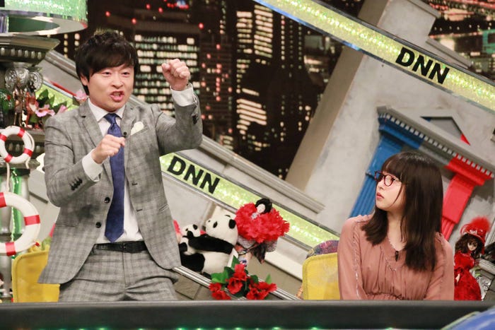 川西賢志郎、桜井日奈子(C)フジテレビ