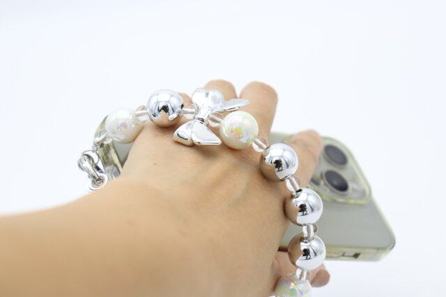 ダイソー　ストラップ（ビッグパーツ、シート付き）　デザイン　使用例