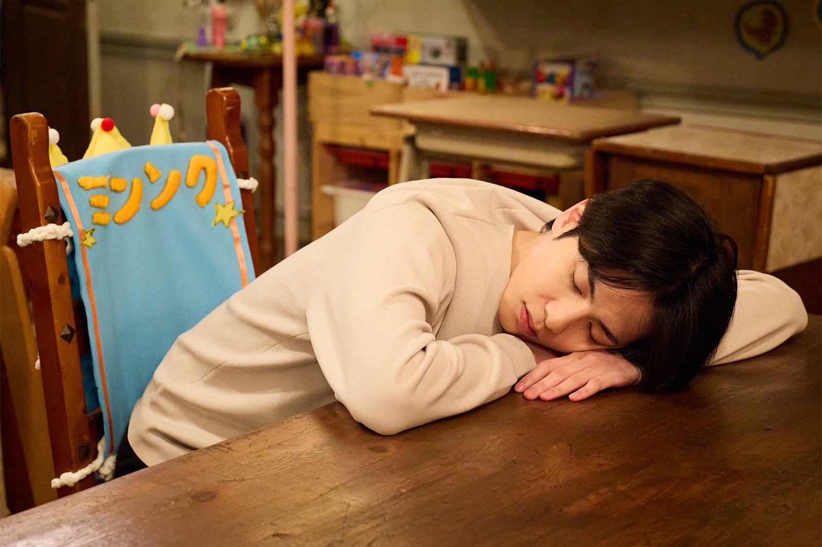 志尊淳「10回切って倒れない木はない」第1話（C）日本テレビ