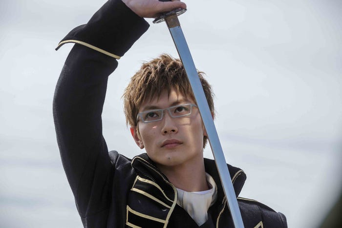 三浦春馬(C)空知英秋/集英社 (C)2018 映画「銀魂2」製作委員会