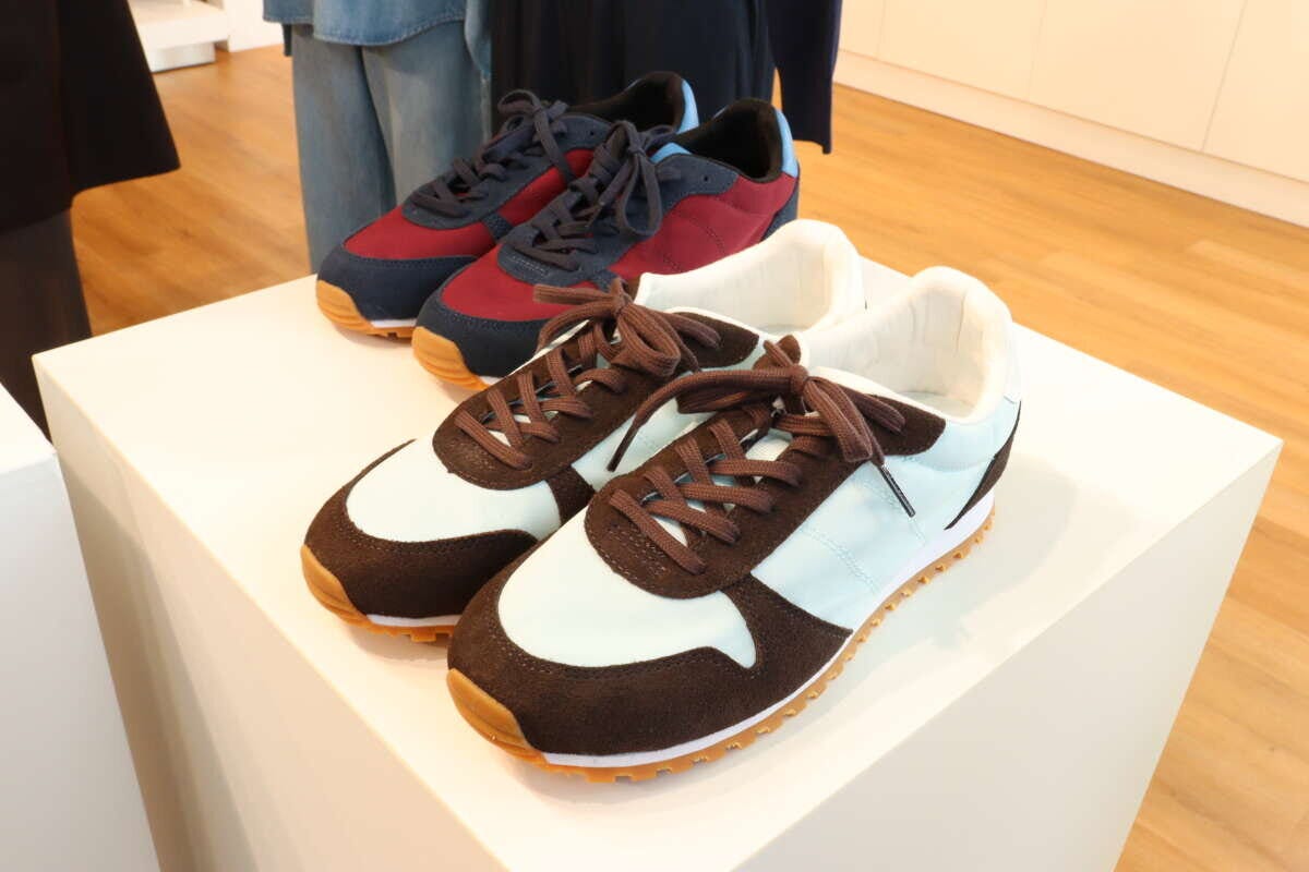 カラー展開 ユニクロシー2026年春夏コンビネーションスニーカーカラー展開