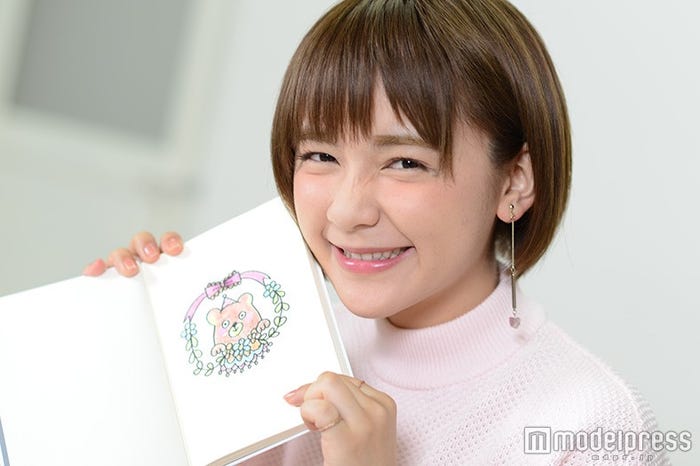 ほのぼのイラストも可愛い!/五島夕夏(C)モデルプレス