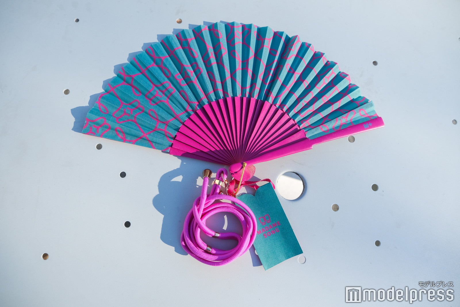 （C）モデルプレス