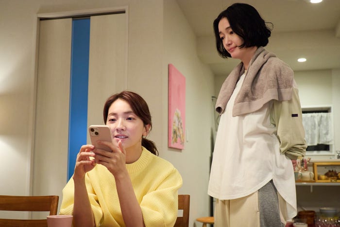仁村紗和、入山法子「10回切って倒れない木はない」第9話(C)日本テレビ