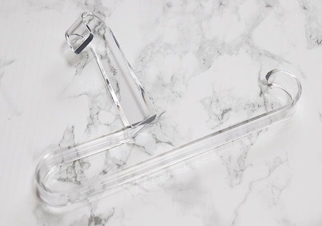 ダイソー 正直言って一人暮らしには向かないかも 何に使うかわかる アレ専用のハンガー モデルプレス