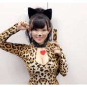 天木じゅん 便乗 を告白 Iカップ谷間パックリ衣装を反省 モデルプレス