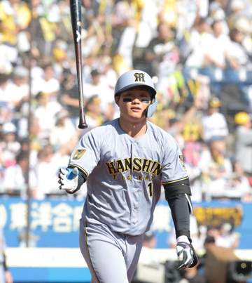 阪神 森下翔太の美しいバットフリップ ファンも「初めて見たぞ」確信の141メートル弾後に キャリア初の2打席連発