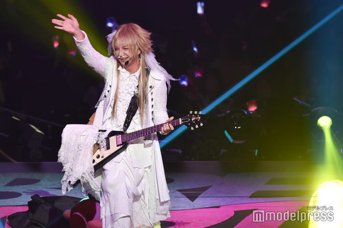 美炎-BIEN-「『有吉の壁』Break Artist Live’22」(C)モデルプレス